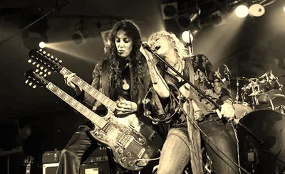 Lez Zeppelin